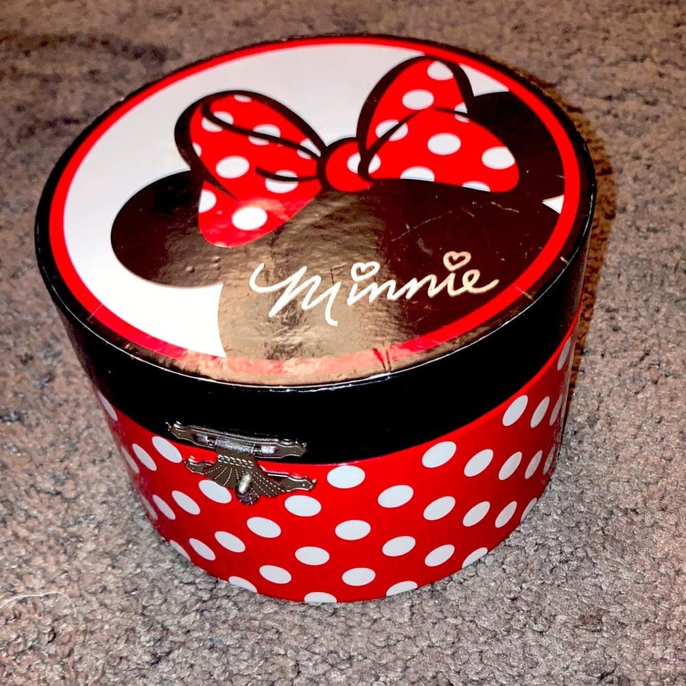 Minnie Mouse Light Up Jewelry Box